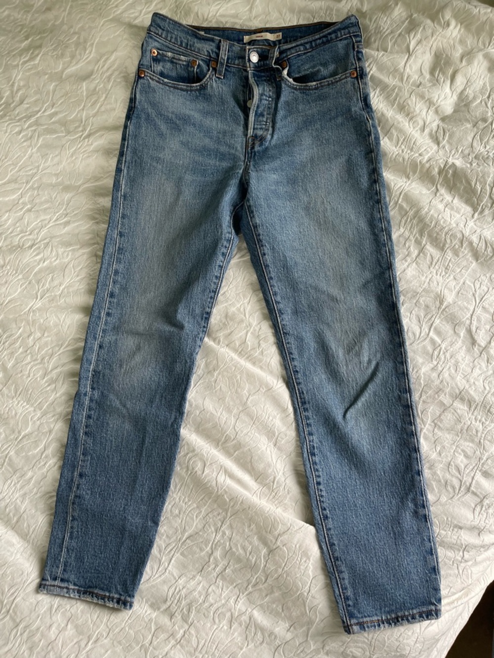 Levi’s Wedgie high rise button fly Mom jeans